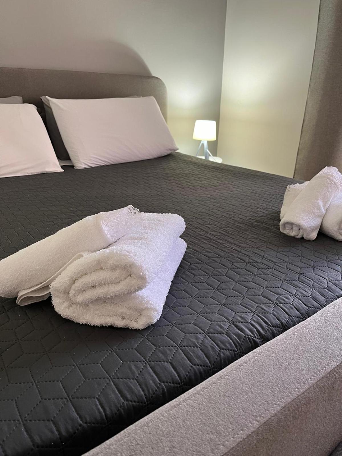 Lamezia Park Apartments Ламеция Терме Екстериор снимка