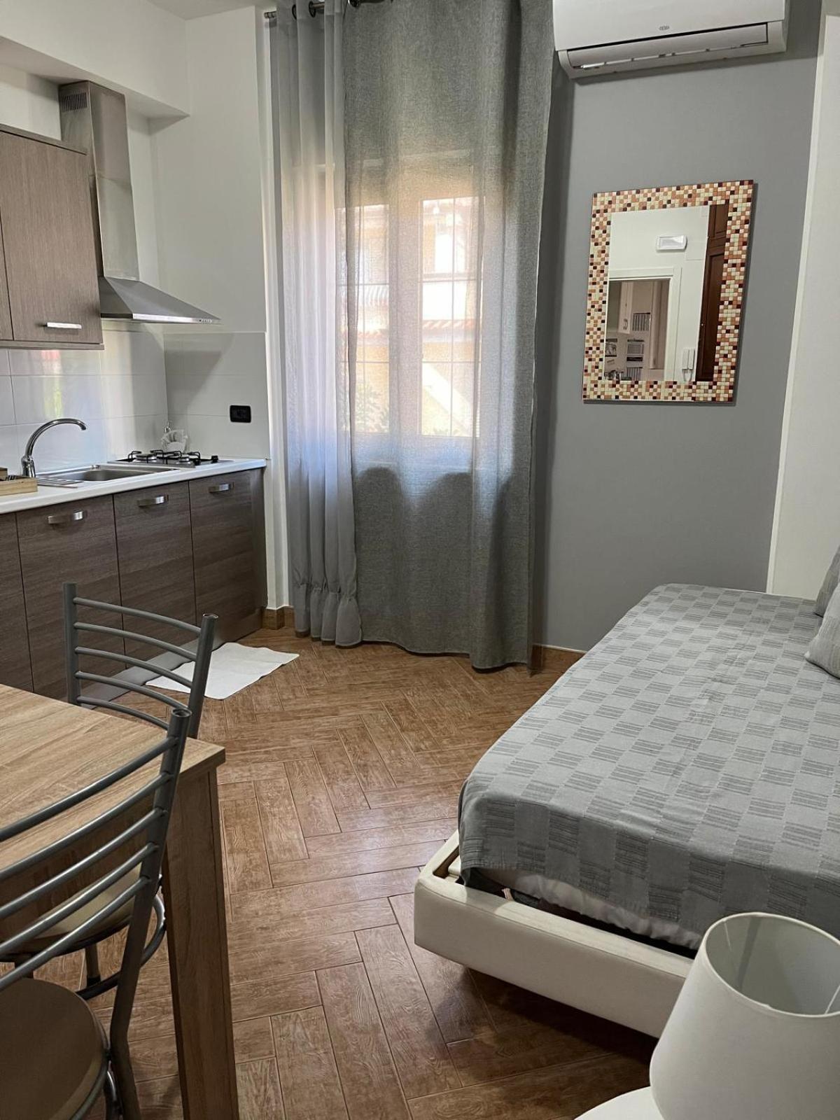 Lamezia Park Apartments Ламеция Терме Екстериор снимка